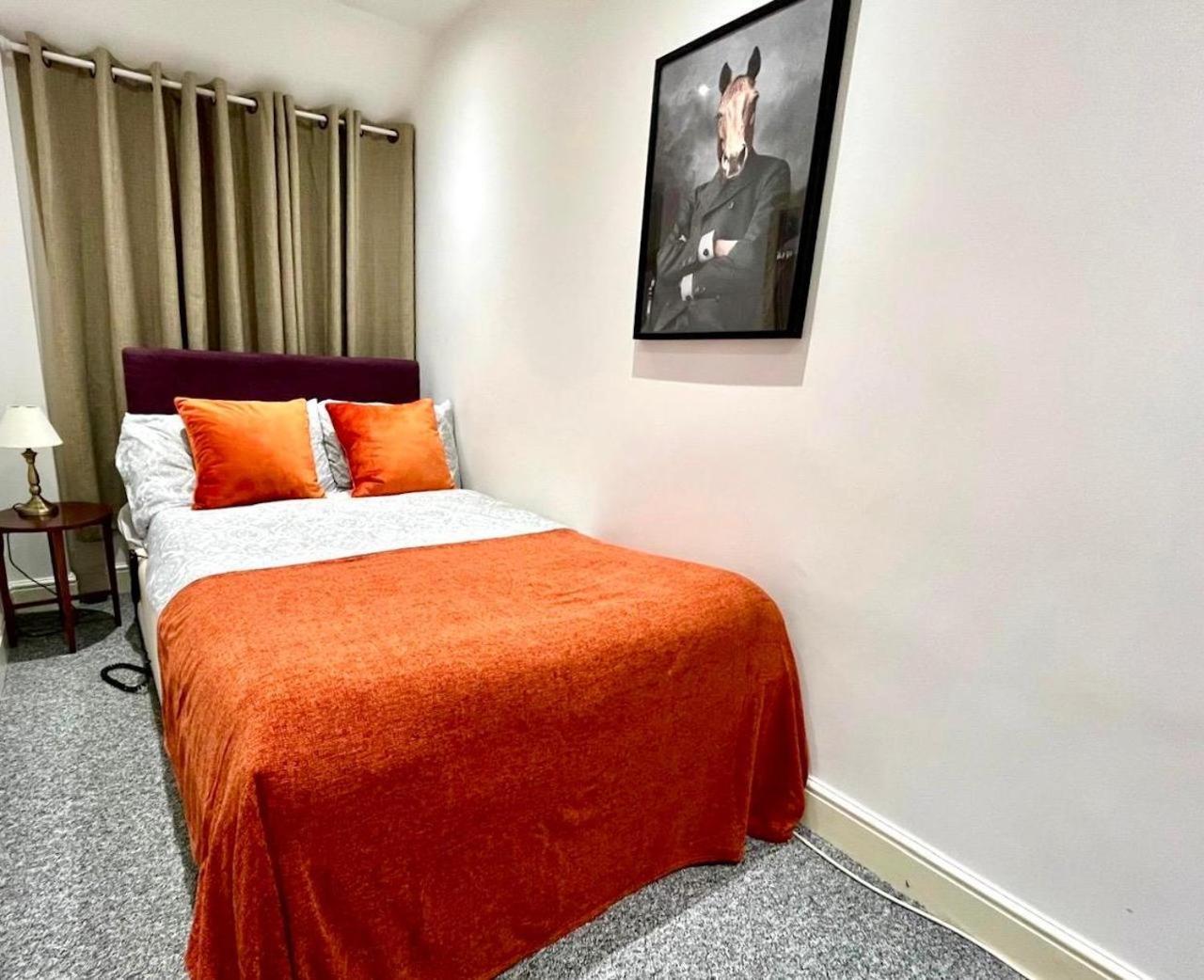 Premium Apartments Thatcham Broadway Bagian luar foto